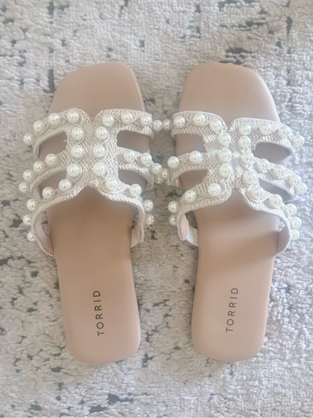Torrid Pearl Embellished Slide Sandals Size 8.5 Beige Nude